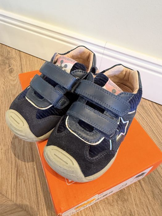 Pantofi Biomecanics marimea 24