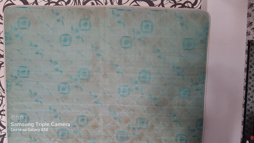 Продам матрас б.у