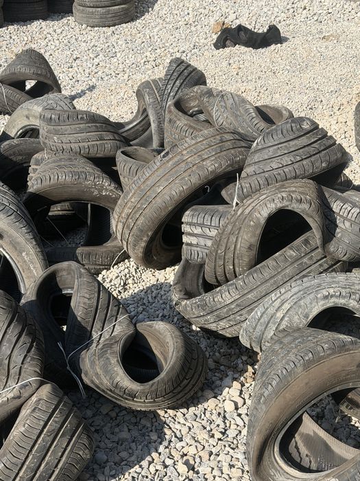 Шины 215/55/17 Goodyear