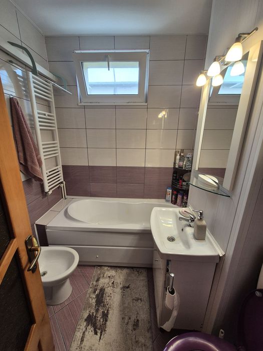 Apartament cu 2 camere, mobilat,  ultracentral  Targu Neamt
