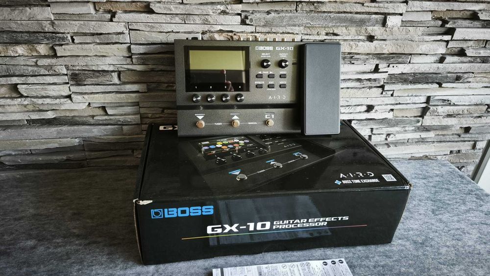 Procesor multiefect chitara BOSS GX-10 - GARANTIE