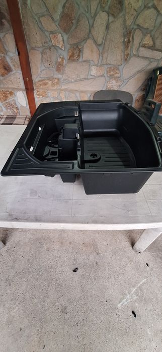 Продавам кора за резервната гума на Нисан Ноте 2014г. ОРИГИНАЛ