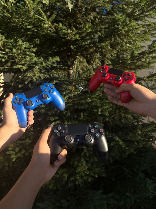 Джойстики для Playstation4 срочно