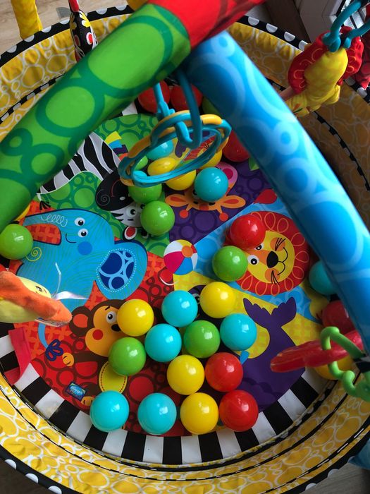 Активна гимнастика за бебе