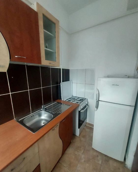 Direct propietar, închiriez garsonieră în Sector 2 , Şoseaua Fundeni