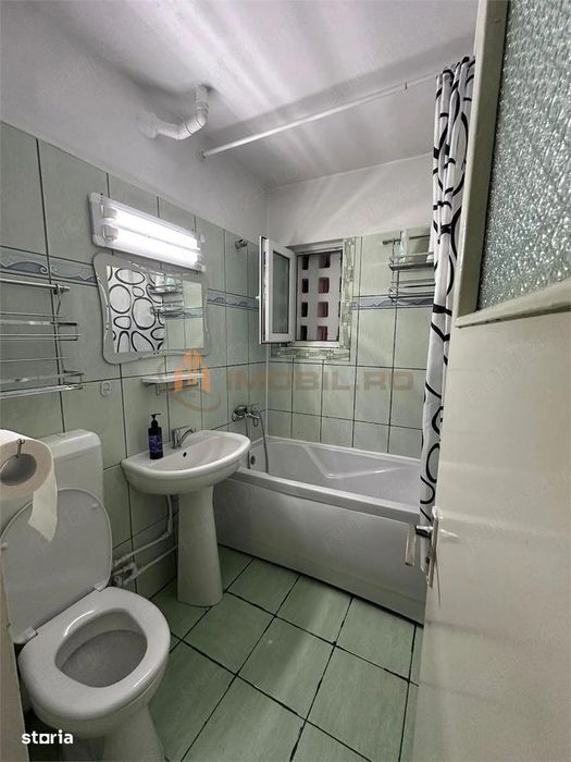 Apartament 3 camere Podu Ros