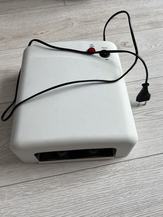 Продам лампу для гель покрытия