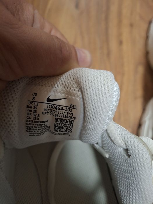 Маратонки   Nike