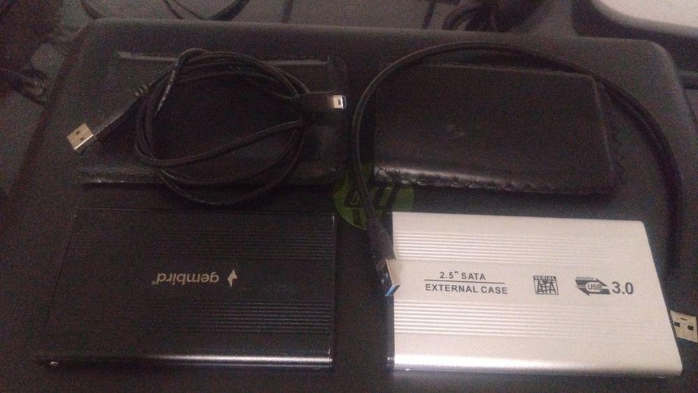 2xHdd laptop 2.5 500GB SATA3 + 2 carcase externe USB