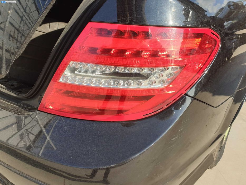 Tripla Stop Lampa Led Dreapta Mercedes Clasa C Class W204 Sedan Berlina FL Facelift 2011 - 2014 Cod A2048205864 [Q0073]
