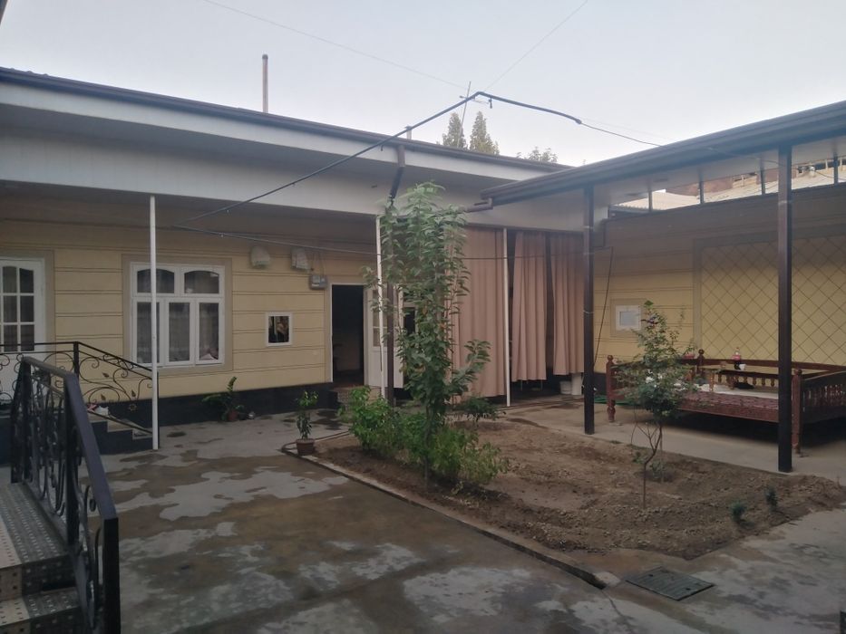 270000у.е Кора камиш 4 сотик Ер Зимля 1 лина фасат 24метир ээ