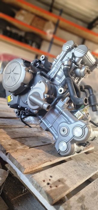 Motor Aprilia Dorsoduro 750  propulsor , capac , stator ambreiaj