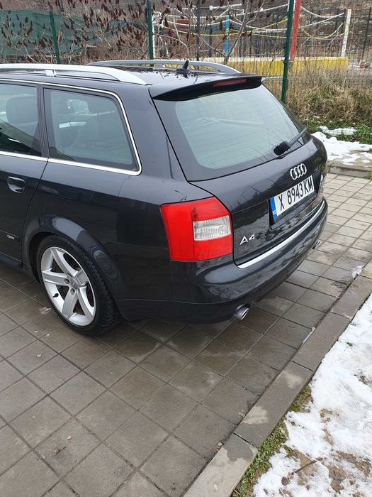АUDI A4 AVANT 3.0 БЕНЗИН ГАЗ Sline Във много добро състояние