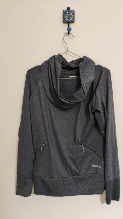 Спортна блуза/ суитчър Bench M/L