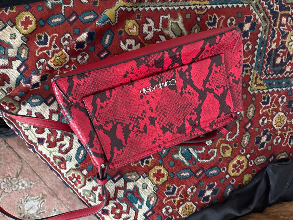 Geanta de umar inlocuitor de piele. Poliuretan