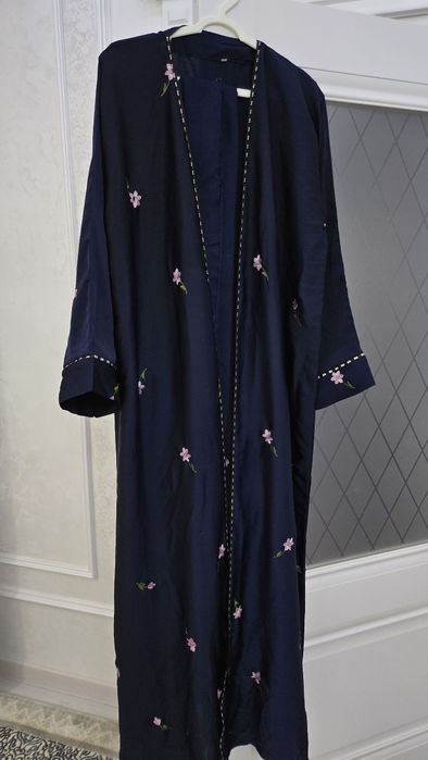 Янги абая сотилади.