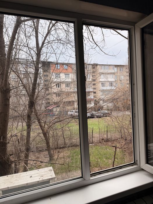 Продам пластиковое окно