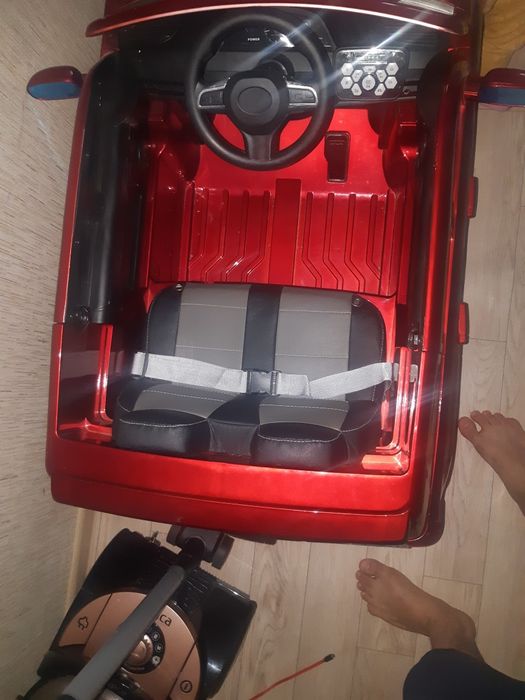 Электромобиль детский