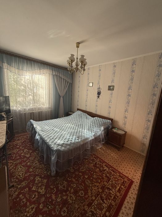 Спальный гарнитур б/у