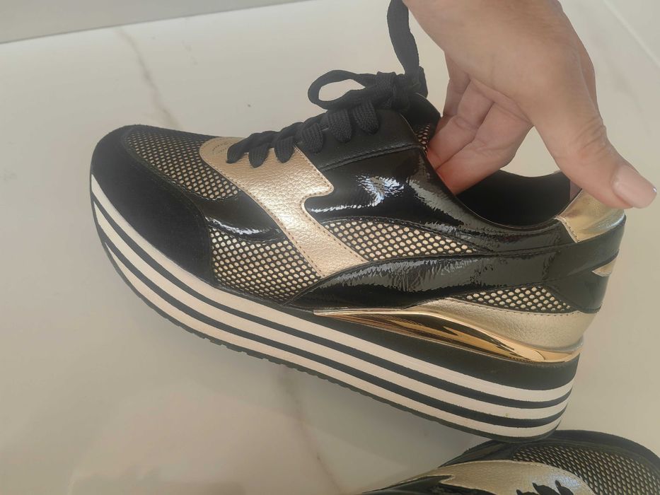 Дамски сникърси QH