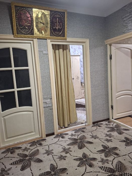 Чирчикда 3 хонали  77 КВ 3 этаж