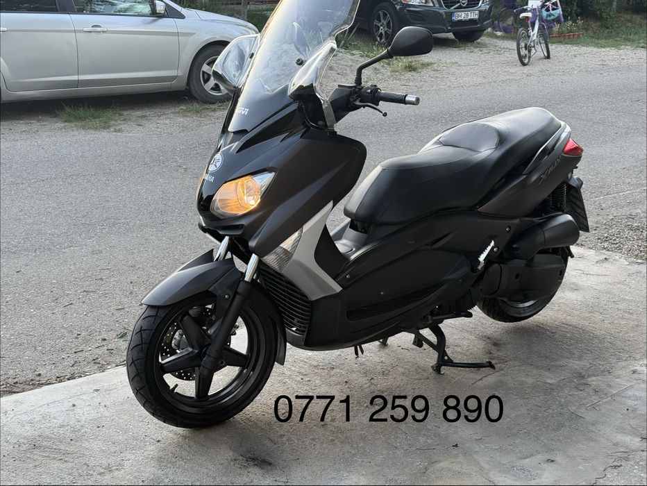 Yamaha Xmax 125