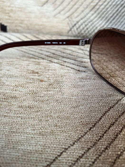 Оригинални дамски слънчеви очила - DKNY