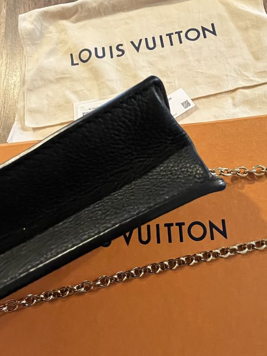 Vând geanta autentica Louis Vuitton Vavin