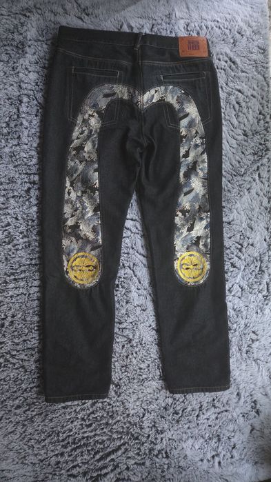 Blugi Evisu River
