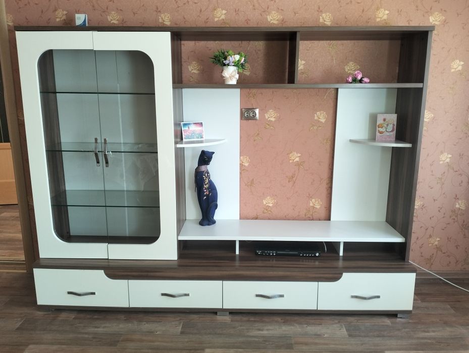 Продам стенку горку