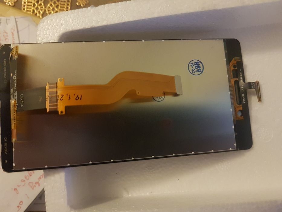 Дисплей на Oppo А33