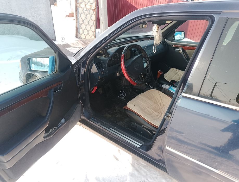 Продам Мерседес с класса
