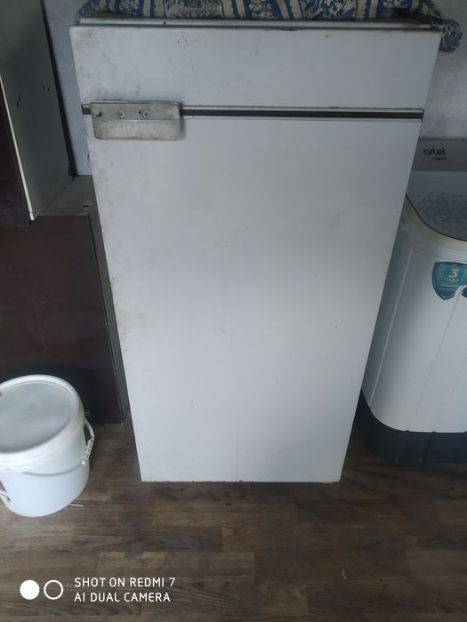 Холодильник б/у не рабочий