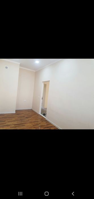 Квартира сотилади.