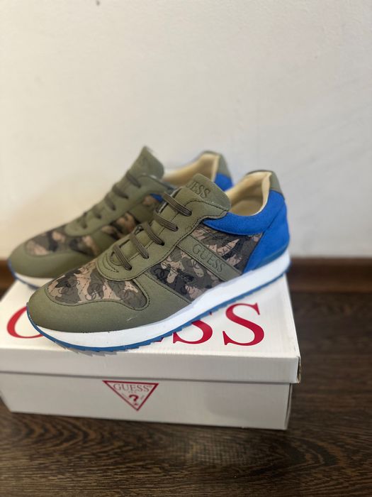 Оригинални маратонки Guess