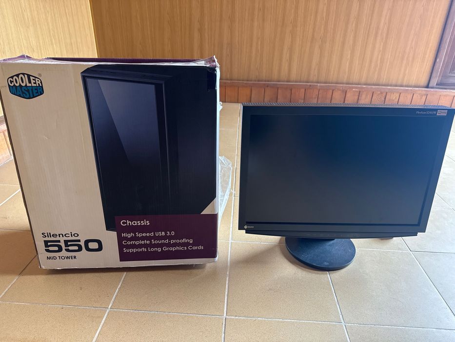 Calculator monitor+unitate