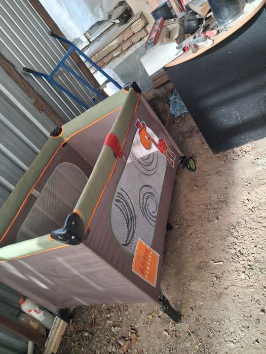 Продам манеж детский складной