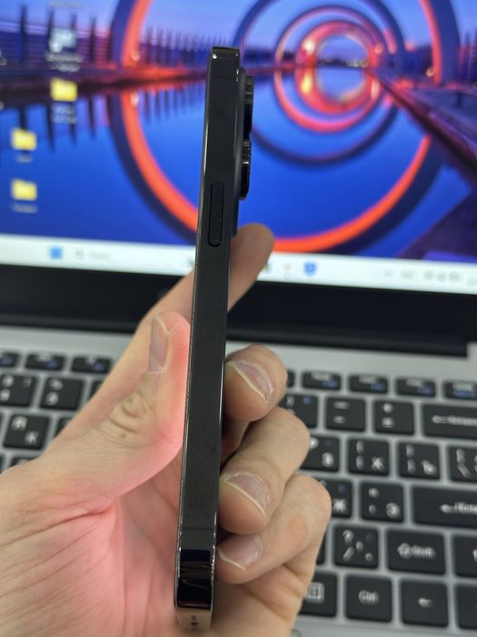 iPhone 14 Pro. 256, 100 %