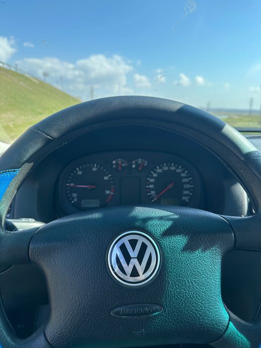 Vând golf 4 1.9 TDI