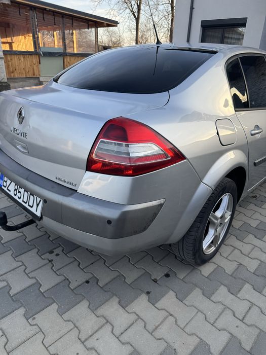 Renault megane 2 /an 2006 /1,6 benzina + GPL omologat 2032