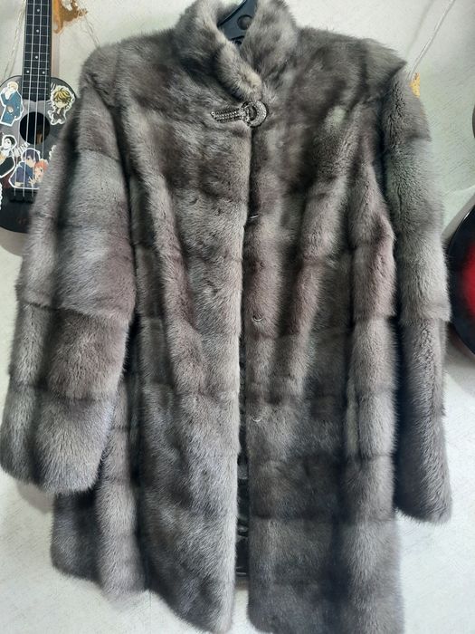 Продам шубу б/у .