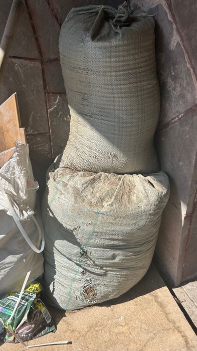 Продам конский сухой навоз,