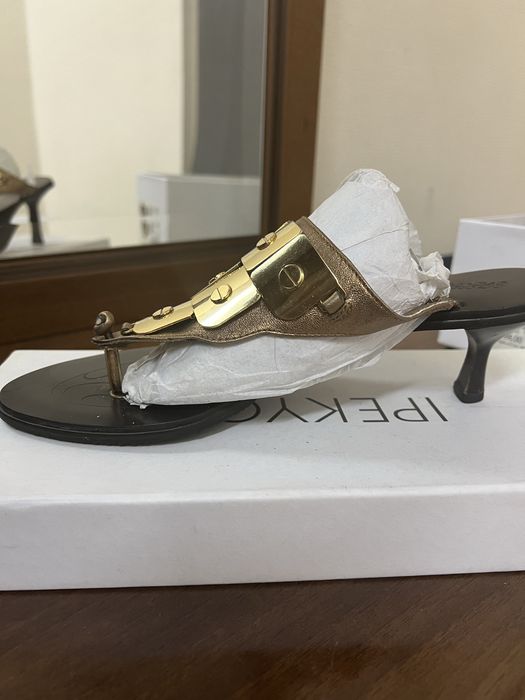 Продам туфли из кожи