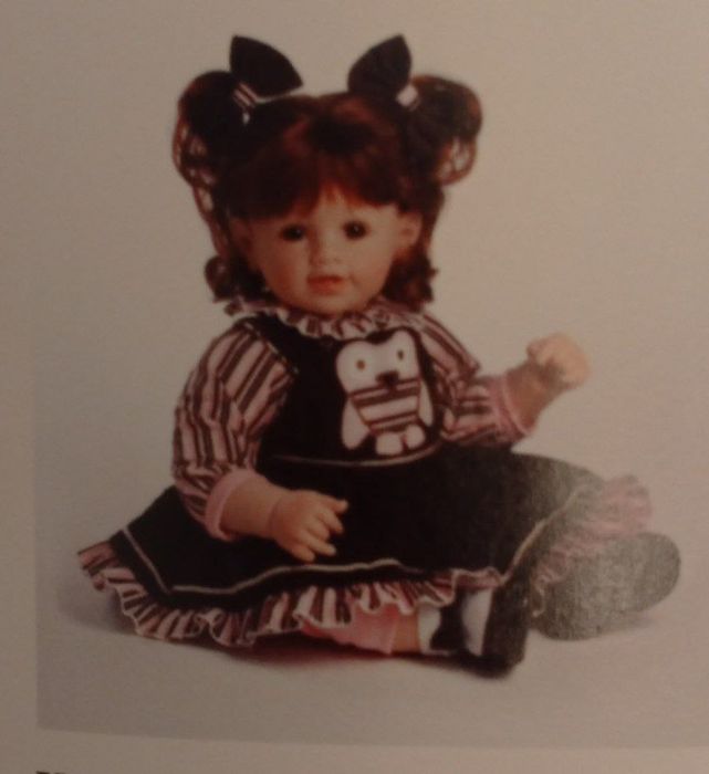 Кукла фирменная, размер 18"