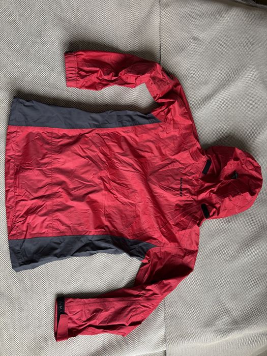 Дамска ветровка Mammut Drytech