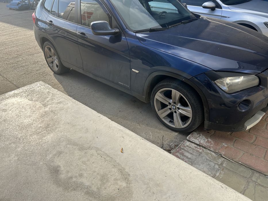 BMW X1 2010 — imagine 2