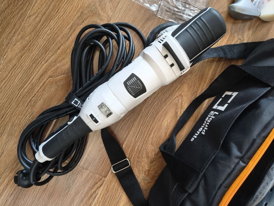 Mașina de polișat orbitală Liquid Elements T3000 V3