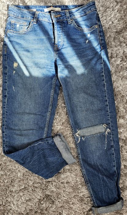 Blugi mărimea 32