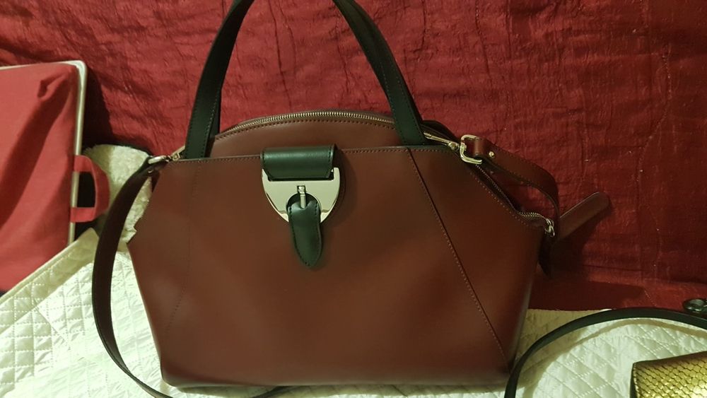 Нови чанти BOLDININI и златисто-черна