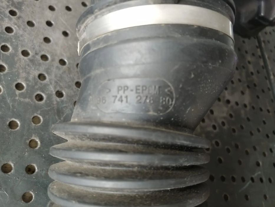furtun admisie  2.0 hdi ah01  peugeot 5008 9674127880